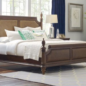 Broyhill Furniture Amalie Bay Panel Bed
