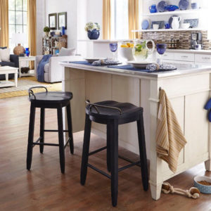 Trisha Yearwood
                                                Miss Yearwood Kitchen
                                                Island